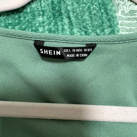 LADIES MINT GREEN CROP TOO - Picture 2 of 2